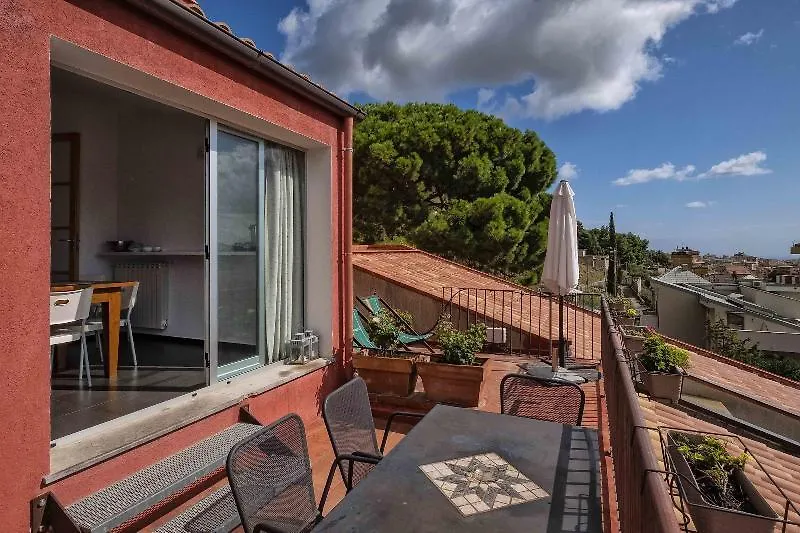 מונריאלה Bnb Casa Rossa איטליה