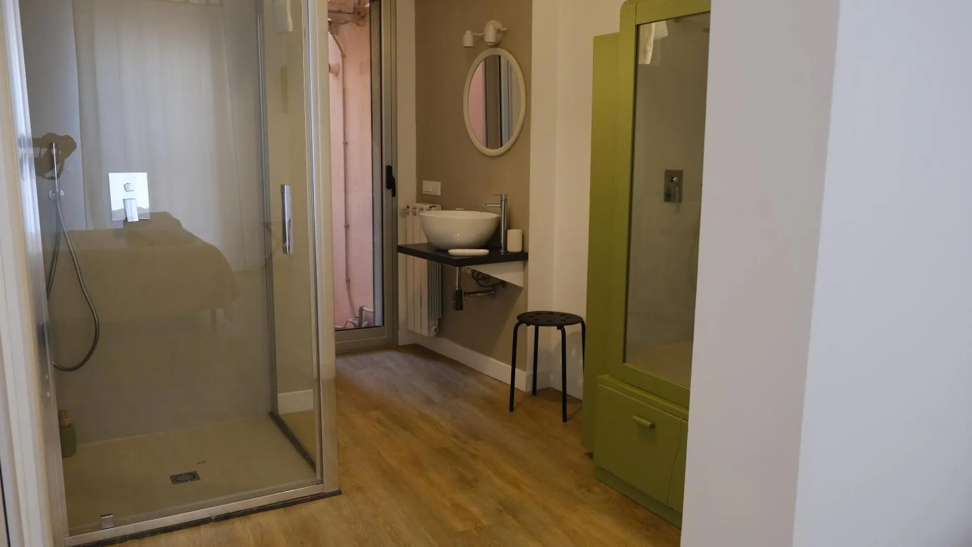 לינה וארוחת בוקר מונריאלה Bnb Casa Rossa