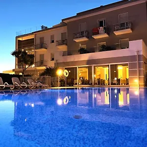 Paradiso 3*, Bardolino Italia