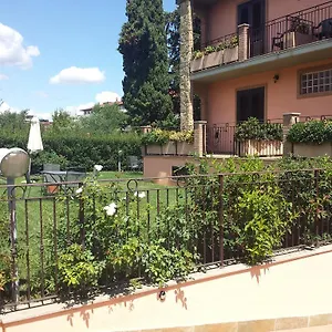 Garden 2*, Arezzo Italia